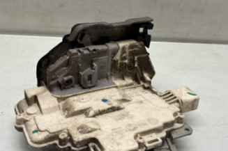 Serrure arriere gauche AUDI A4 3
