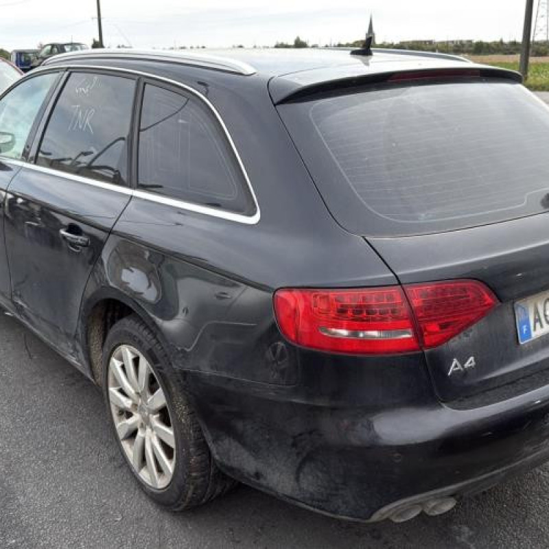 Serrure avant gauche AUDI A4 3 Photo n°8