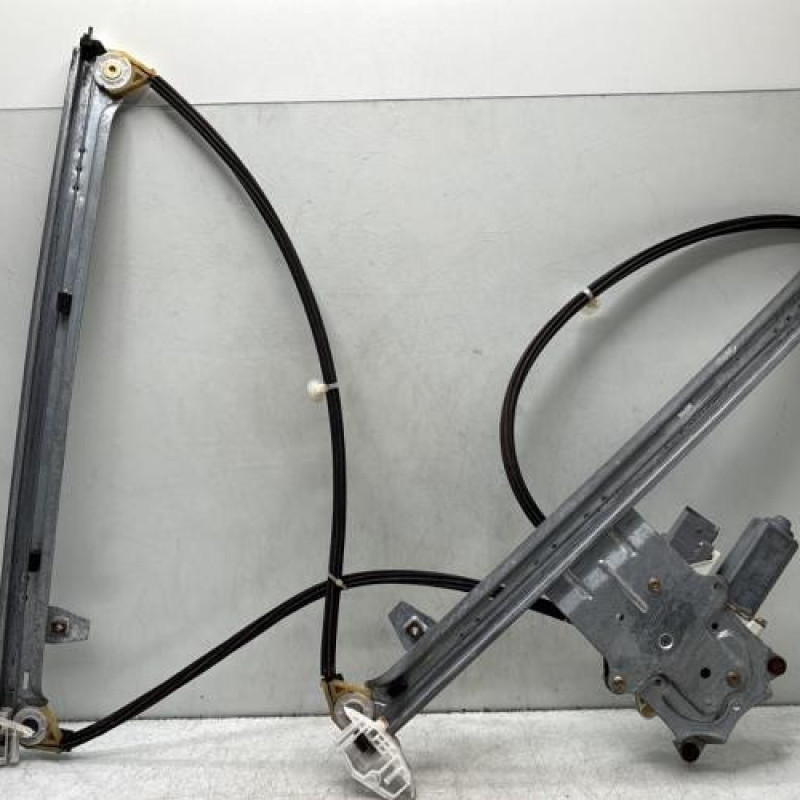 Leve vitre electrique avant gauche CITROEN XSARA PICASSO Photo n°8