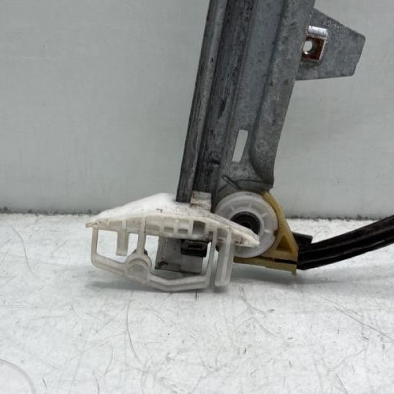 Leve vitre electrique avant gauche CITROEN XSARA PICASSO Photo n°12