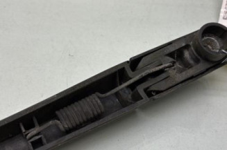 Bras essuie glace arriere PEUGEOT 5008 1