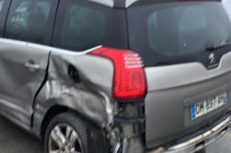 Bras essuie glace arriere PEUGEOT 5008 1