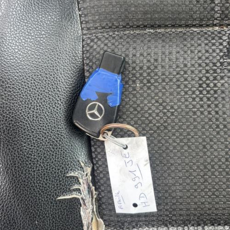 Pretensionneur de ceinture arriere droit MERCEDES CLASSE C 203 Photo n°16