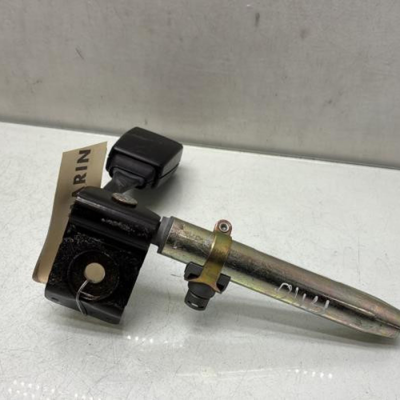 Pretensionneur de ceinture arriere gauche MERCEDES CLASSE C 203 Photo n°3