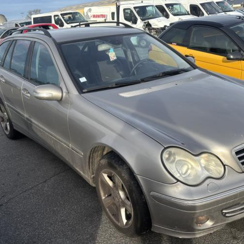 Pretensionneur de ceinture arriere gauche MERCEDES CLASSE C 203 Photo n°4