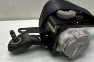 Pretensionneur de ceinture avant droit TOYOTA YARIS 2 Photo n°1