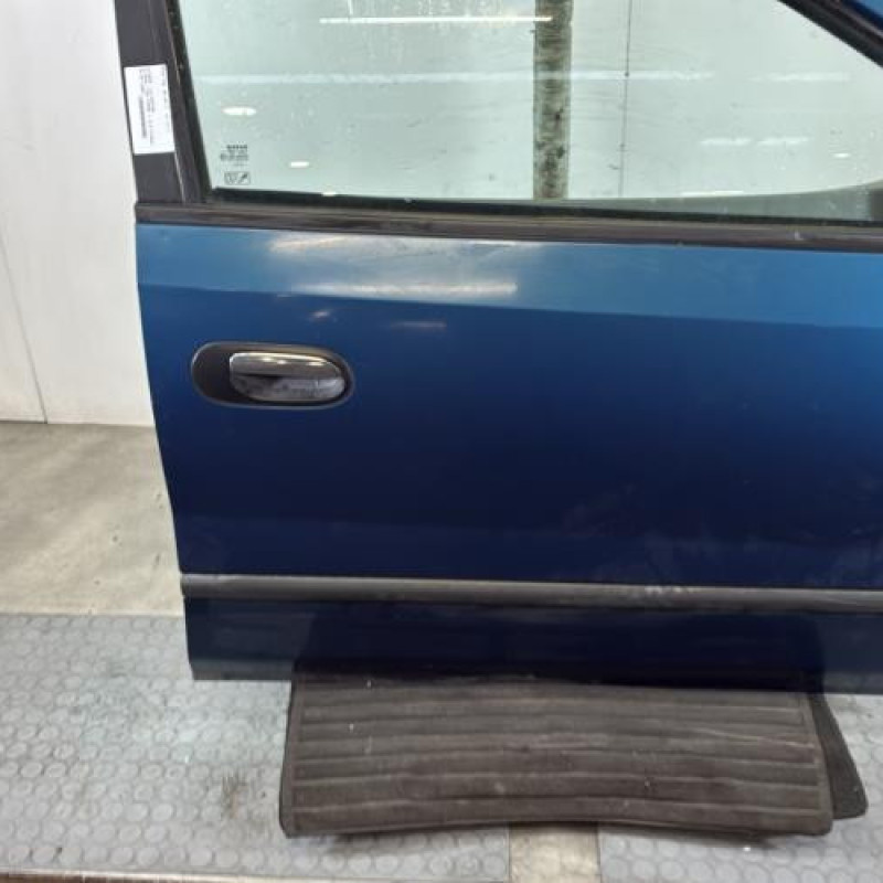 Porte avant droit NISSAN ALMERA TINO Photo n°1