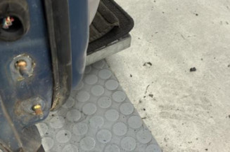 Porte avant droit NISSAN ALMERA TINO