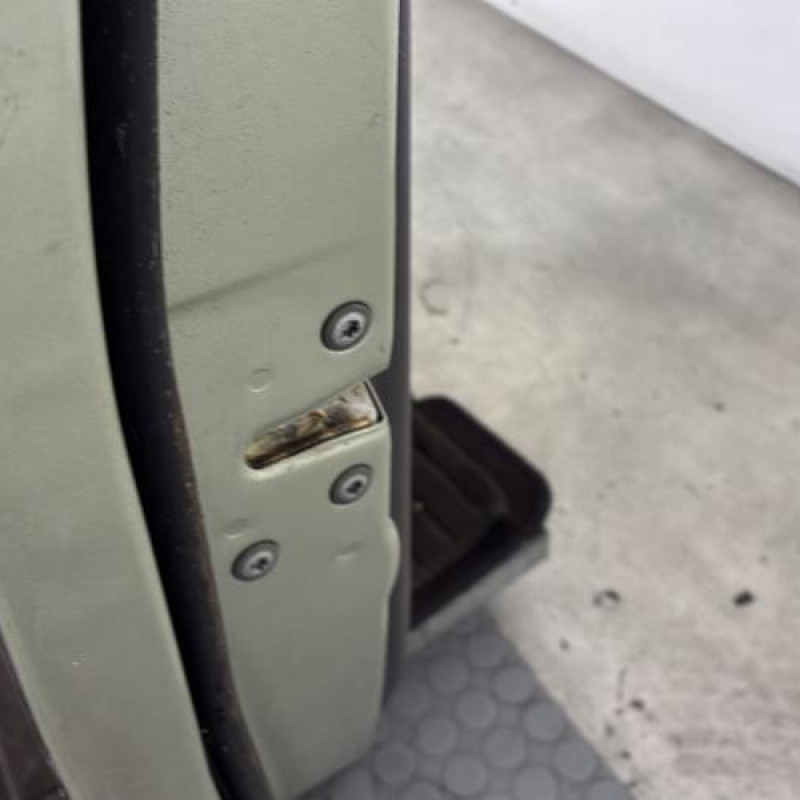 Porte avant gauche TOYOTA YARIS 1 Photo n°3