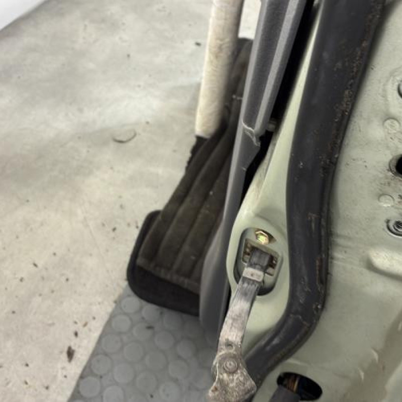 Porte avant gauche TOYOTA YARIS 1 Photo n°4