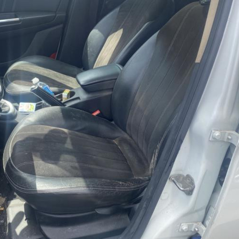 Porte arriere droit LANCIA DELTA 3 Photo n°17