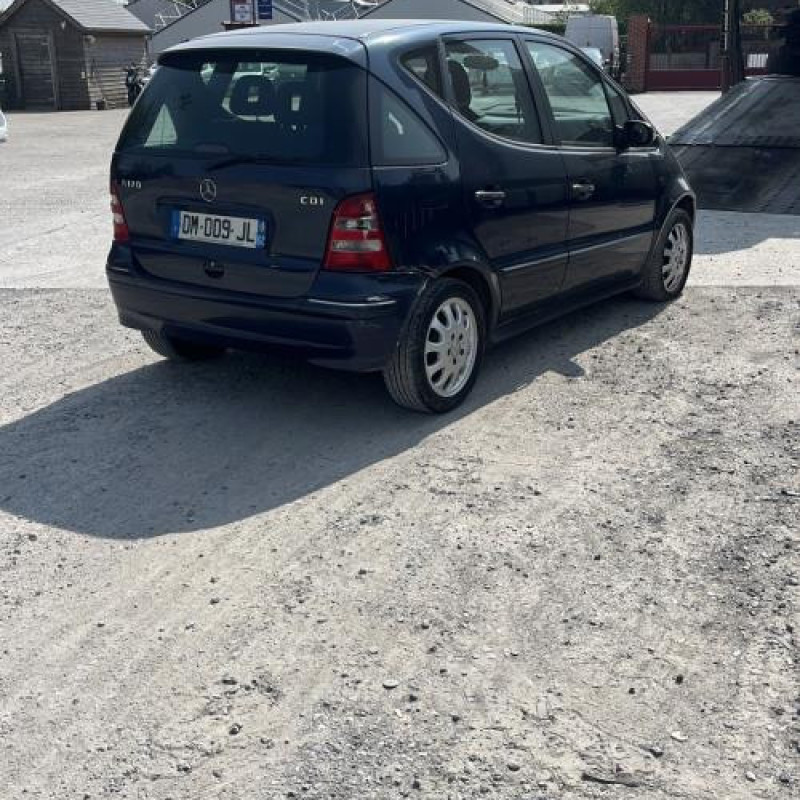 Capot MERCEDES CLASSE A 168 Photo n°9