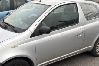 Capot TOYOTA YARIS 1