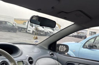 Capot TOYOTA YARIS 1