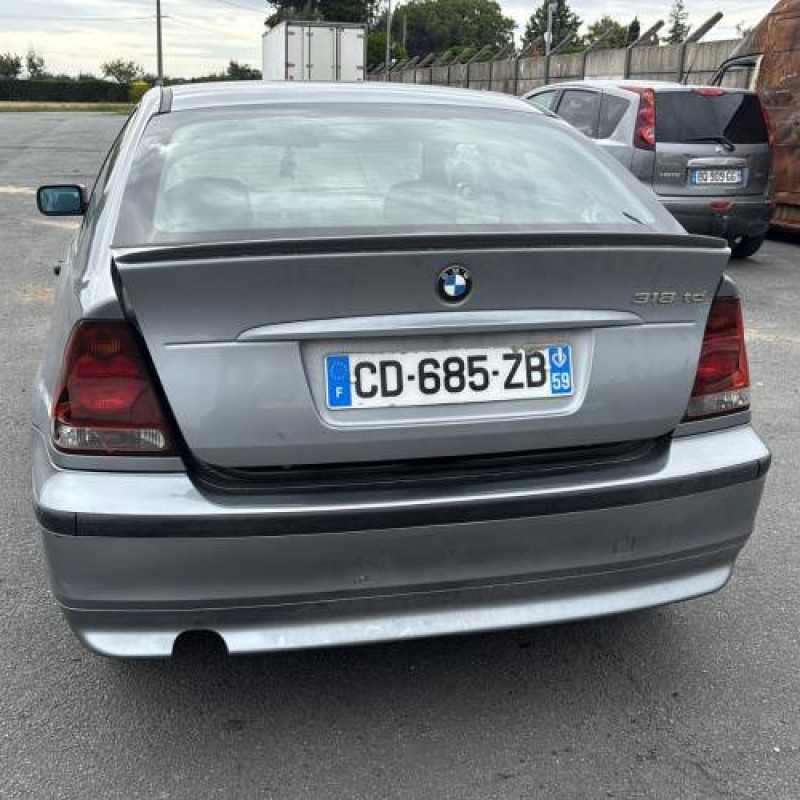 Porte avant droit BMW SERIE 3 E46 Photo n°9