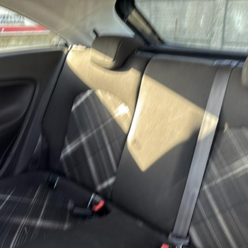 Moteur OPEL CORSA E Photo n°20