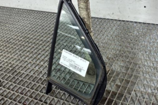 Custode avant droit (porte) TOYOTA YARIS 3