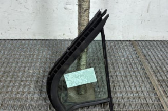 Custode avant droit (porte) TOYOTA YARIS 3