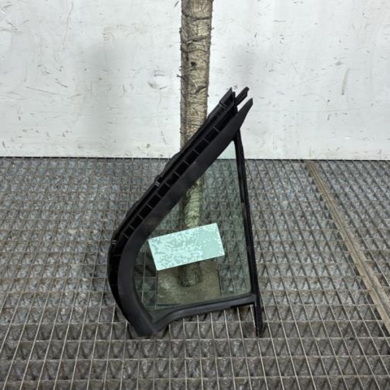 Custode avant droit (porte) TOYOTA YARIS 3 Photo n°4