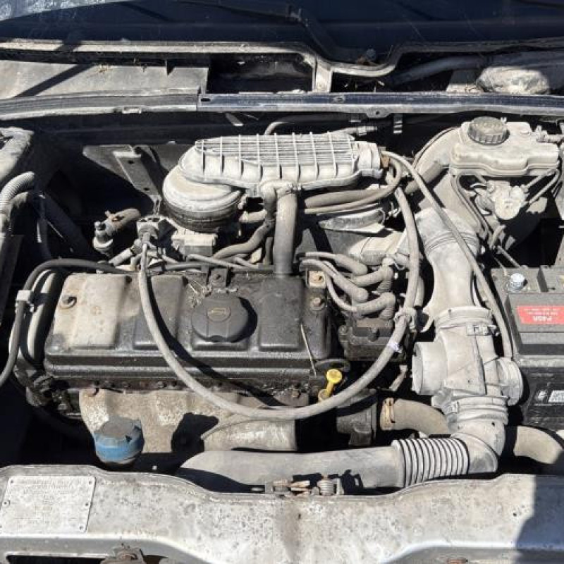 Retroviseur gauche PEUGEOT 106 Photo n°14