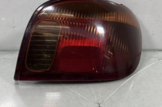 Feu arriere principal droit (feux) TOYOTA YARIS 1 Photo n°1