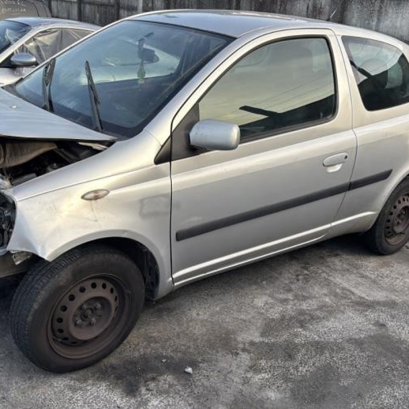 Feu arriere principal droit (feux) TOYOTA YARIS 1 Photo n°11