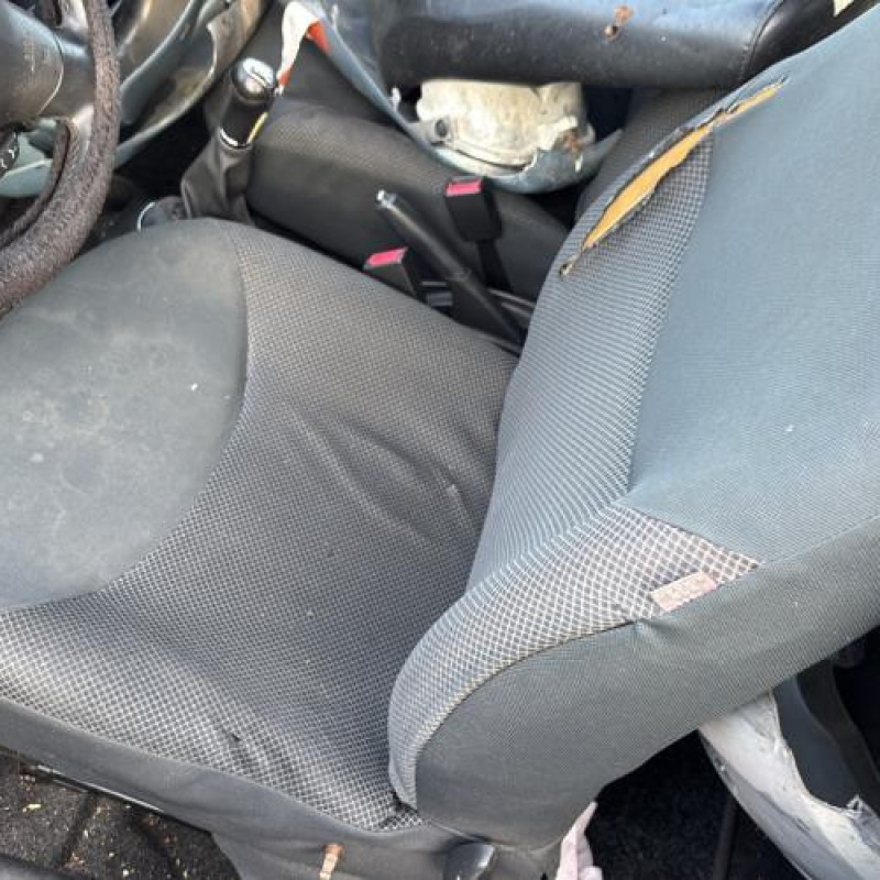 Feu arriere principal droit (feux) TOYOTA YARIS 1 Photo n°14