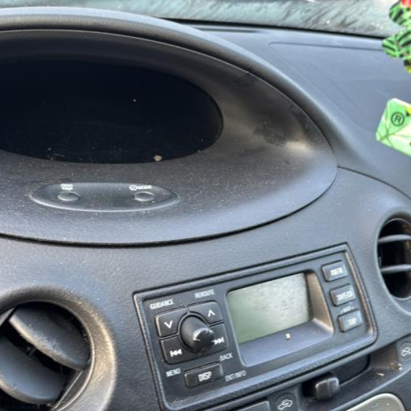 Feu arriere principal droit (feux) TOYOTA YARIS 1 Photo n°20