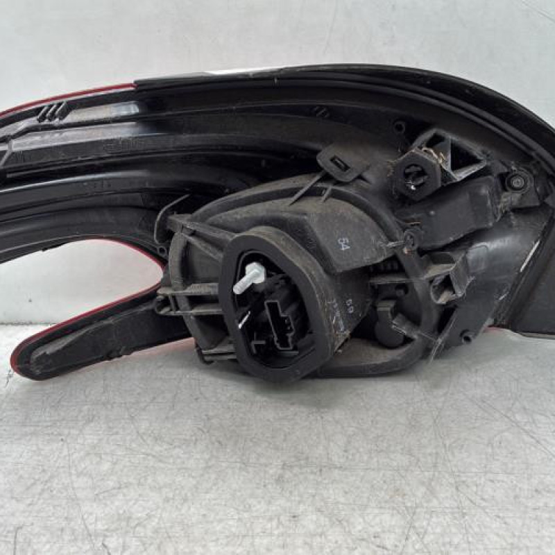 Feu arriere principal droit (feux) PEUGEOT 208 1 Photo n°2