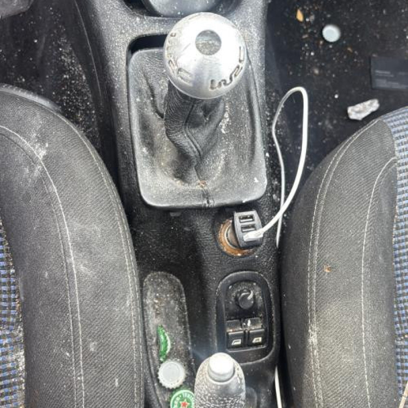 Leve vitre electrique arriere droit PEUGEOT 206 Photo n°19