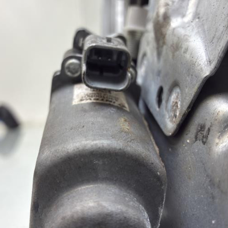 Leve vitre electrique arriere gauche PEUGEOT 206 Photo n°3