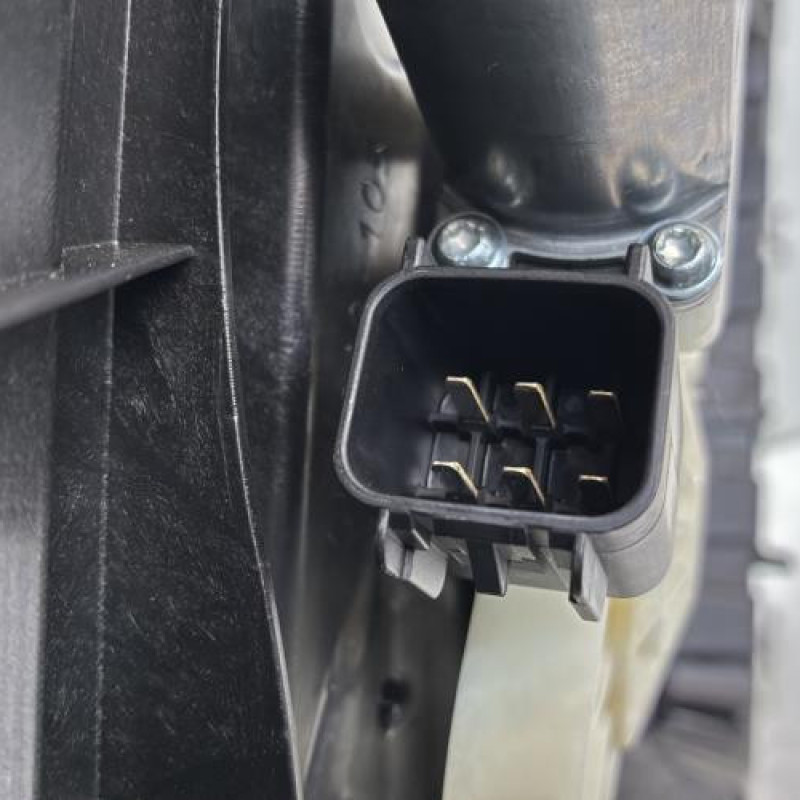 Leve vitre electrique avant droit FORD FIESTA 7 Photo n°5