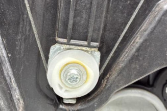 Leve vitre electrique avant droit FORD FIESTA 7