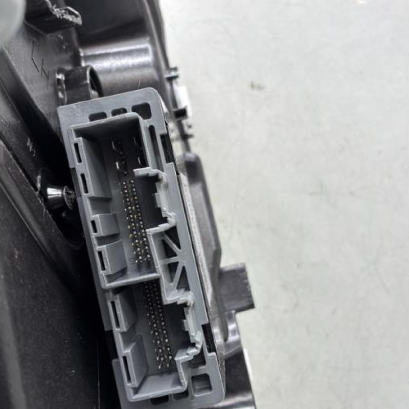 Leve vitre electrique avant gauche FORD FIESTA 7 Photo n°4