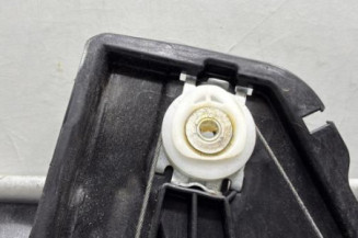 Leve vitre electrique avant gauche FORD FIESTA 7