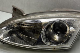 Optique avant principal gauche (feux)(phare) HYUNDAI COUPE 1 Photo n°1