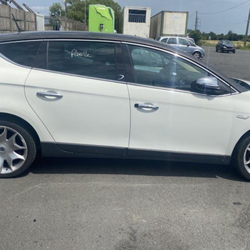 Optique avant principal gauche (feux)(phare) LANCIA DELTA 3 Photo n°17