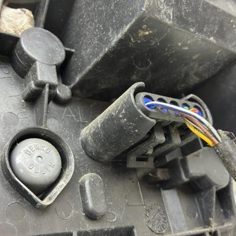 Feu arriere principal gauche (feux) FIAT 500 2 Photo n°5