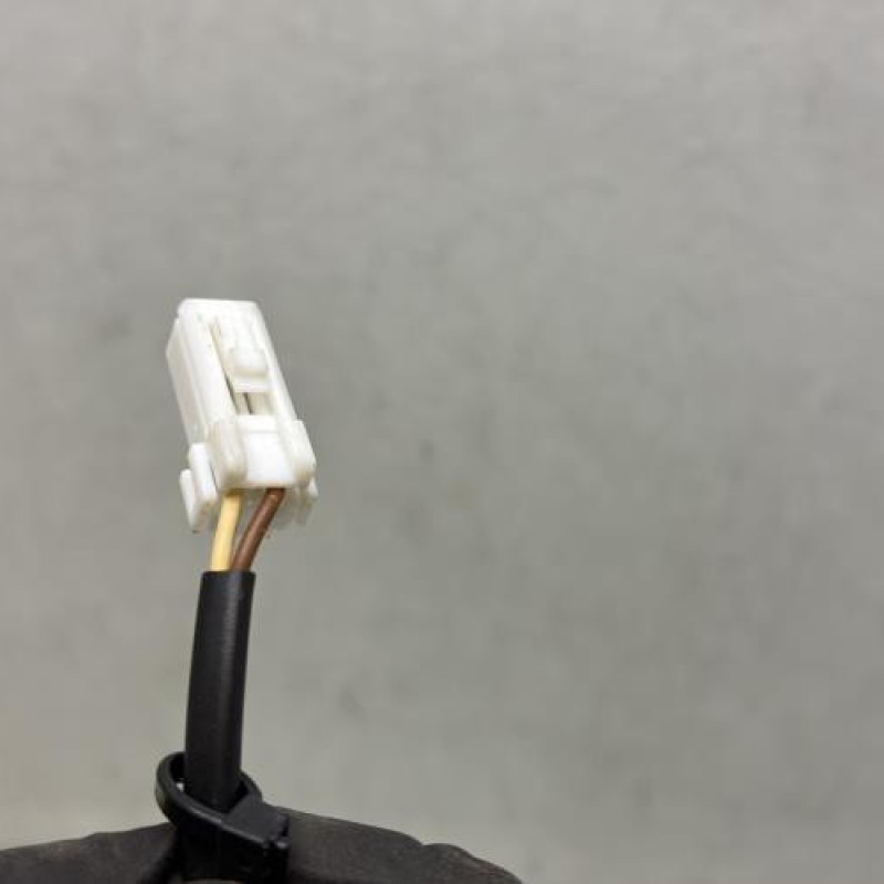 Feu arriere stop central FIAT 500 2 Photo n°3