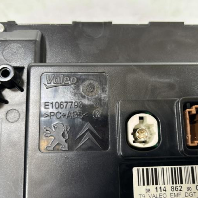 Ecran GPS PEUGEOT 308 2 SW Photo n°4