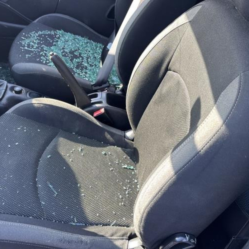 Reservoir essence PEUGEOT 206 Photo n°12