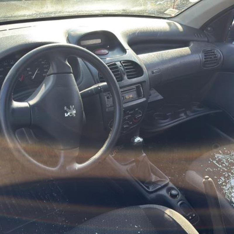 Reservoir essence PEUGEOT 206 Photo n°13