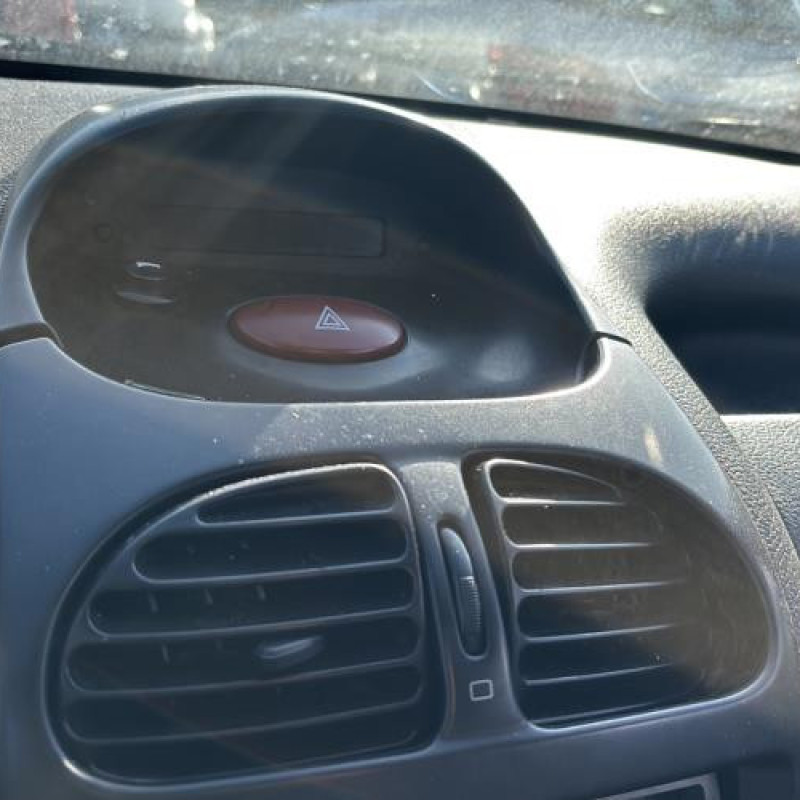 Reservoir essence PEUGEOT 206 Photo n°18