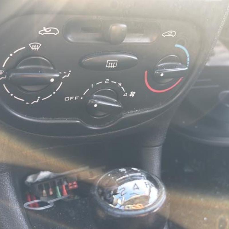 Reservoir essence PEUGEOT 206 Photo n°20