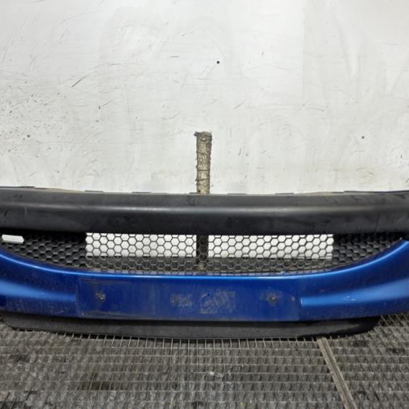 Pare choc avant PEUGEOT 206 Photo n°1