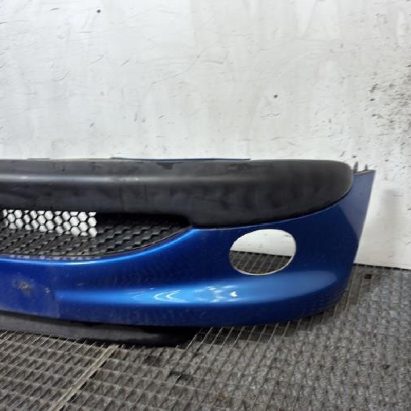 Pare choc avant PEUGEOT 206 Photo n°3