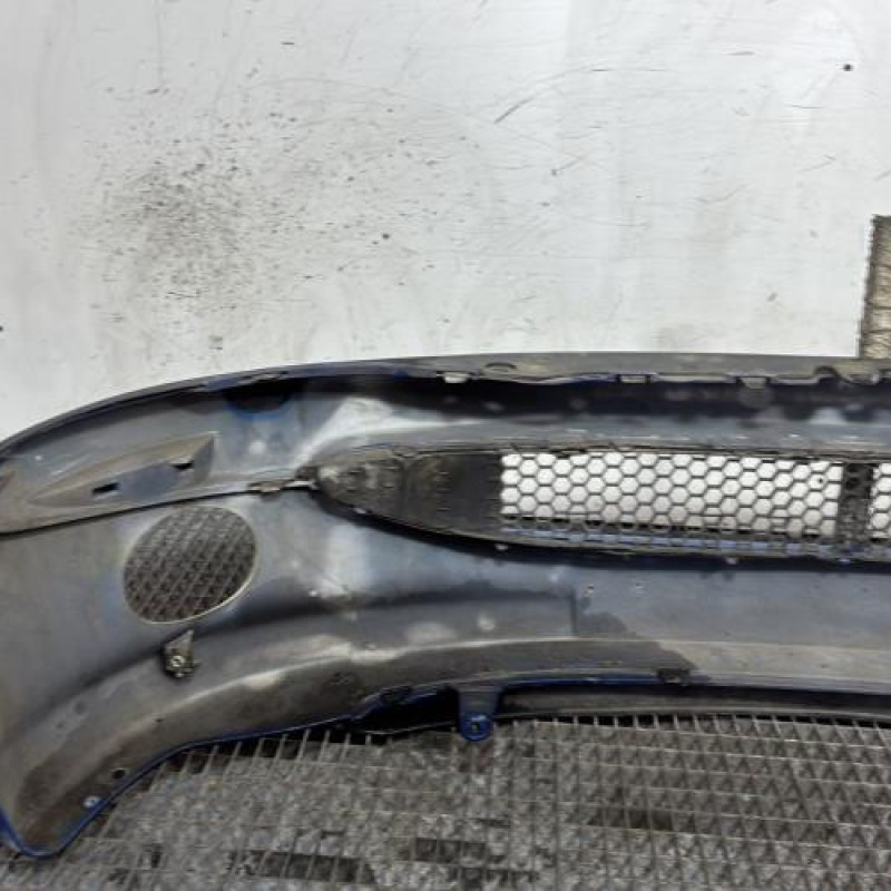 Pare choc avant PEUGEOT 206 Photo n°6