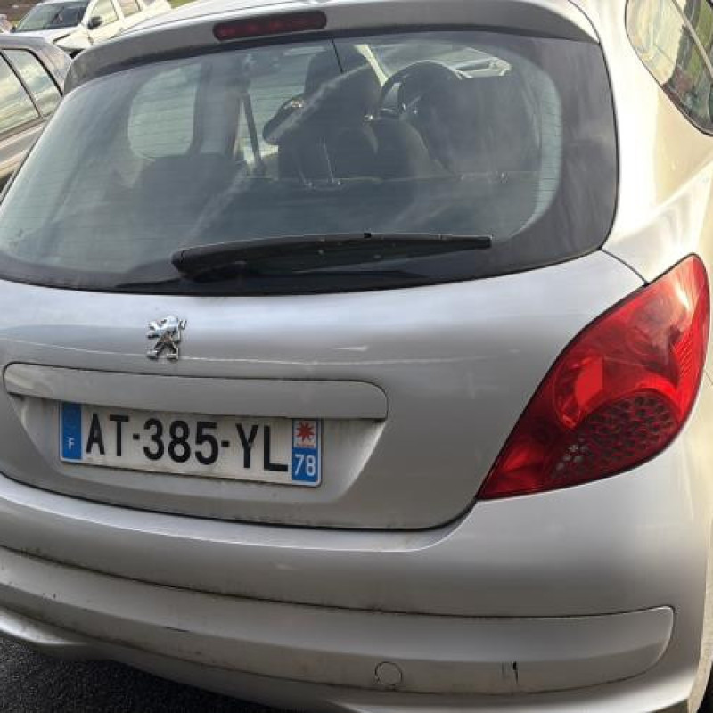 Reservoir essence PEUGEOT 207 Photo n°6