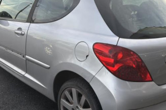 Reservoir essence PEUGEOT 207