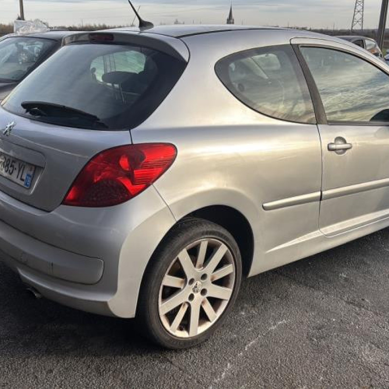 Reservoir essence PEUGEOT 207 Photo n°5